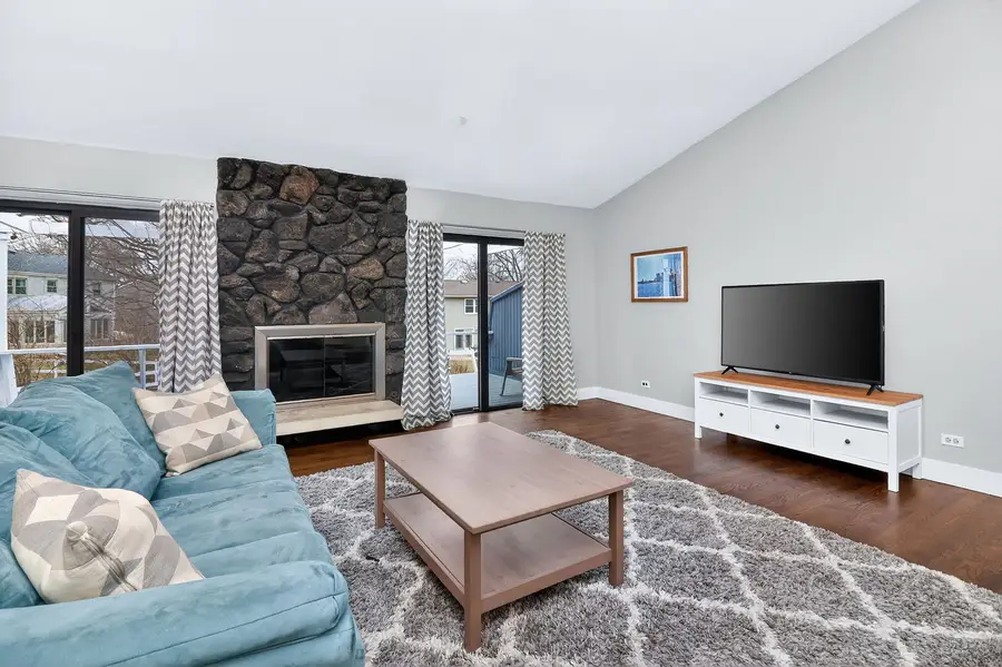 1919 Coach Drive, Naperville, IL 60565 - #3