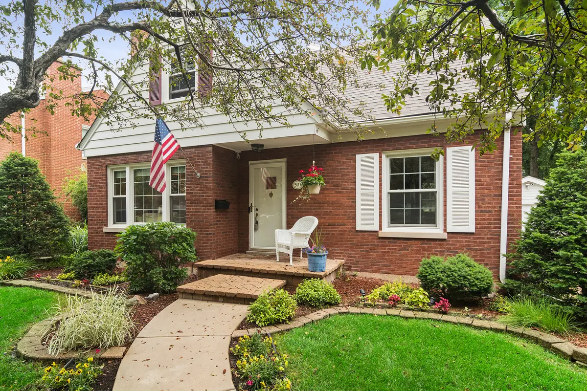 501 N Douglas Avenue, Arlington Heights, IL 60004 - #1