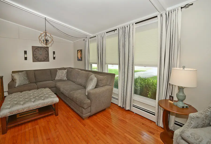 706 Catlin Street, Ottawa, IL 61350 - #3
