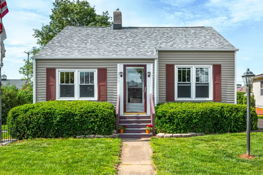 207 W Franklin Street, Carlock, IL 61725 - #2