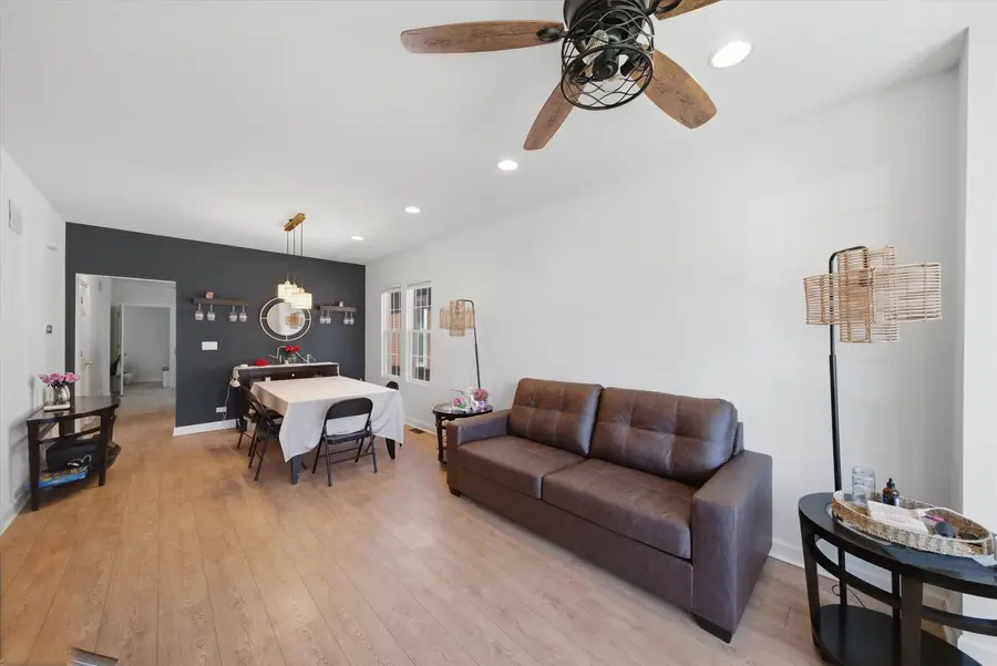 4938 W Melrose Street, Chicago, IL 60641 - #2