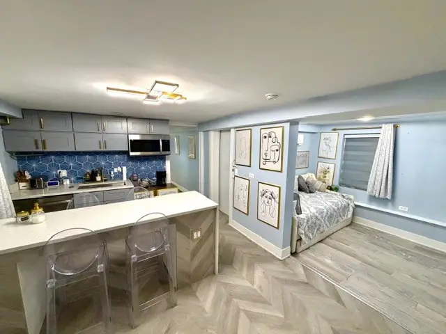 1817 N Lawndale Avenue, Chicago, IL 60647 - #2