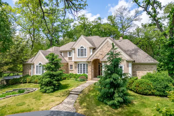 2319 Thompson Road, Bull Valley, IL 60097
