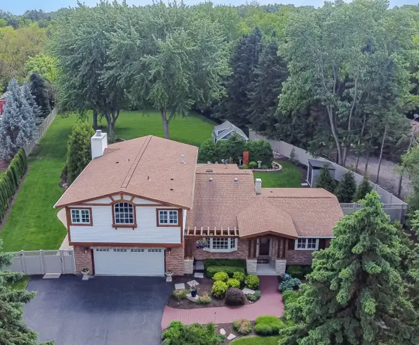 38w337 Dean Street, St. Charles, IL 60175