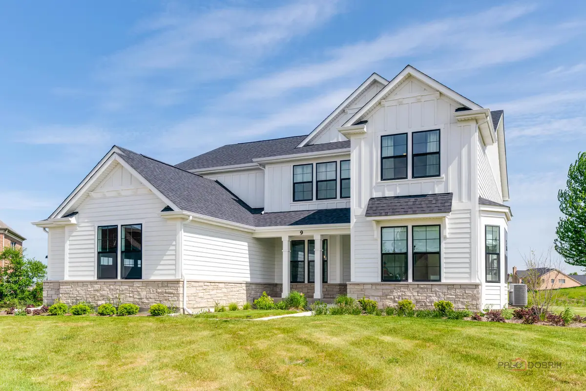 9 Olympia Fields Court, Hawthorn Woods, IL 60047 - #1