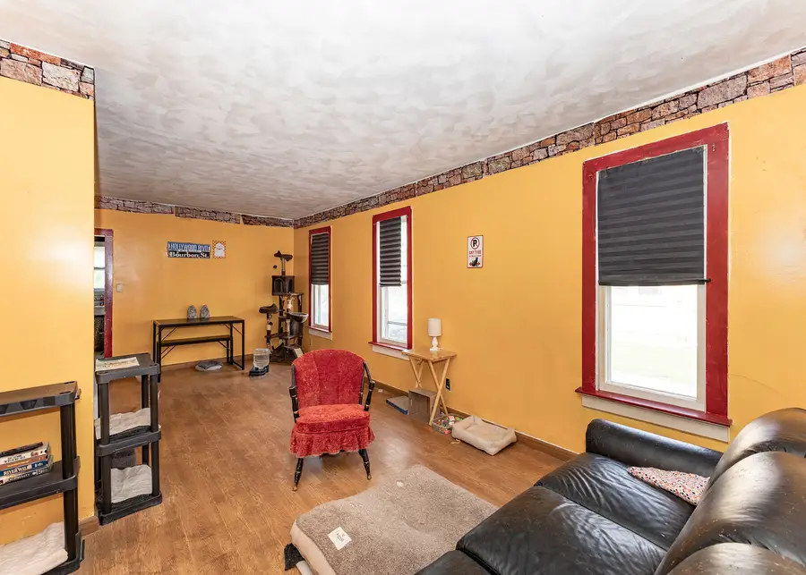 918 16th Avenue, Fulton, IL 61252 - #3