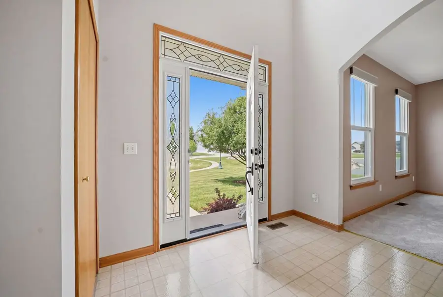 834 Spring Meadow Lane, Malta, IL 60150 - #3