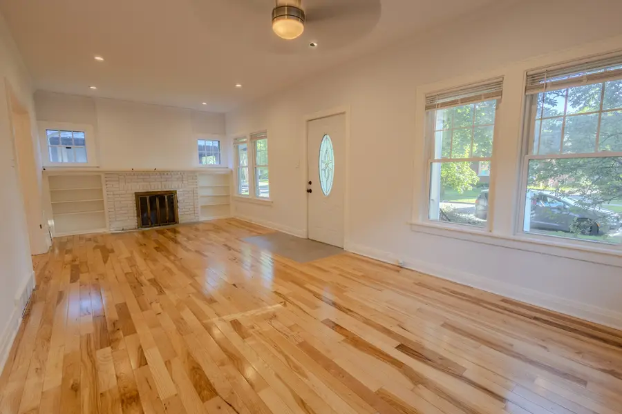 514 N Prairie Avenue, Joliet, IL 60435 - #3