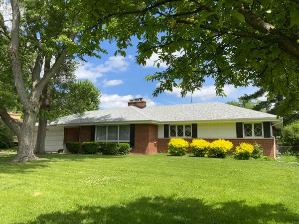 720 Mcclaran Avenue, Aurora, IL 60506