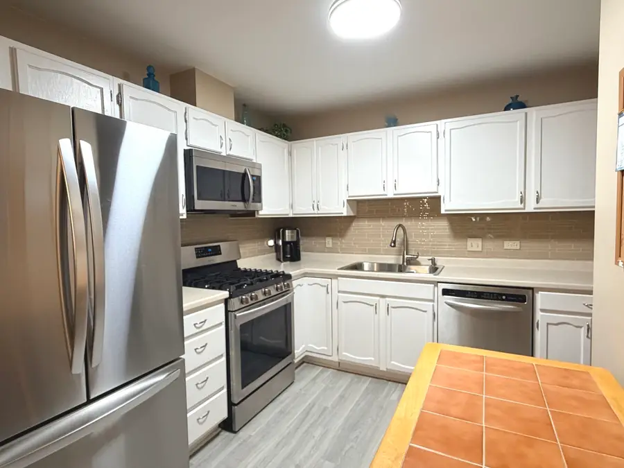 300 E Dundee Road #102A, Buffalo Grove, IL 60089 - #3