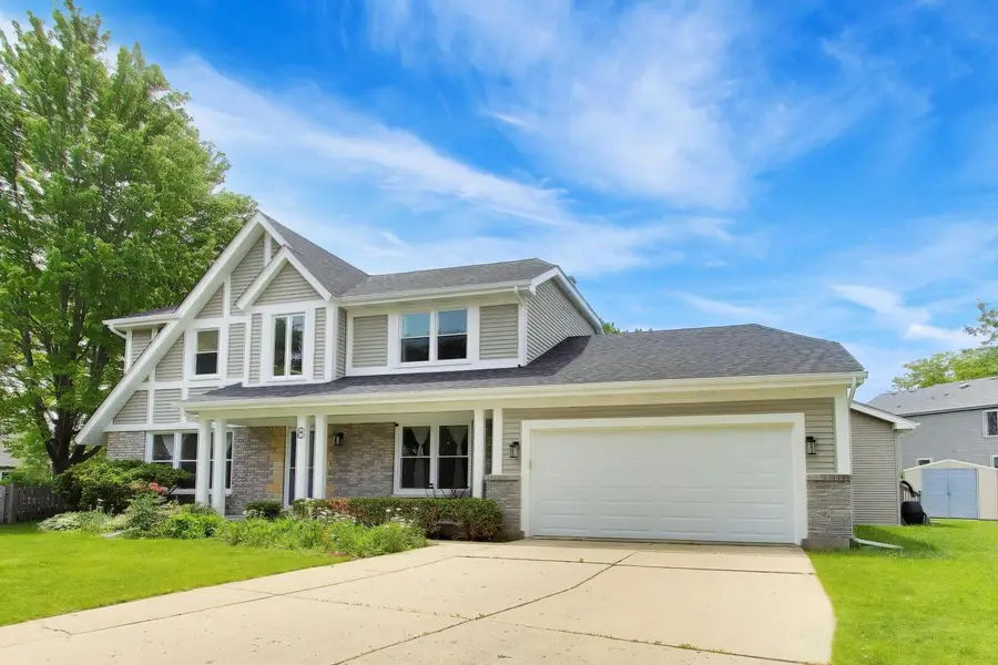 8 Hampton Court, Mundelein, IL 60060 - #2