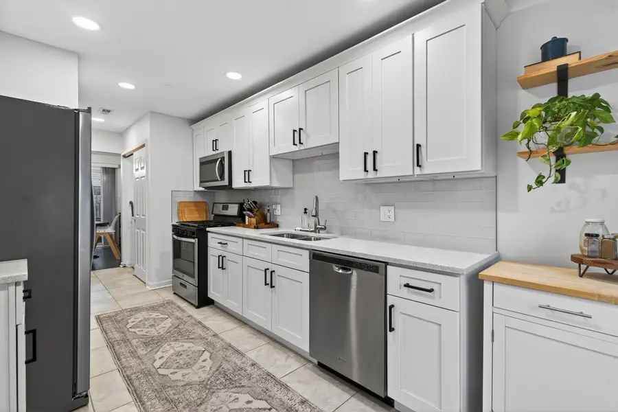 452 Minnesota Circle, Carol Stream, IL 60188 - #3