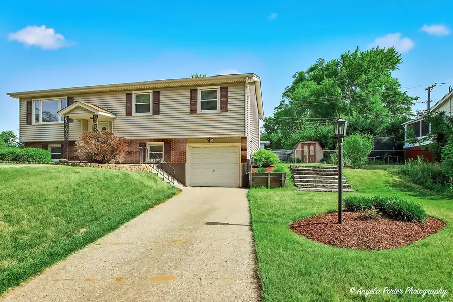 2208 Algonquin Road, Fox River Grove, IL 60021 - #2