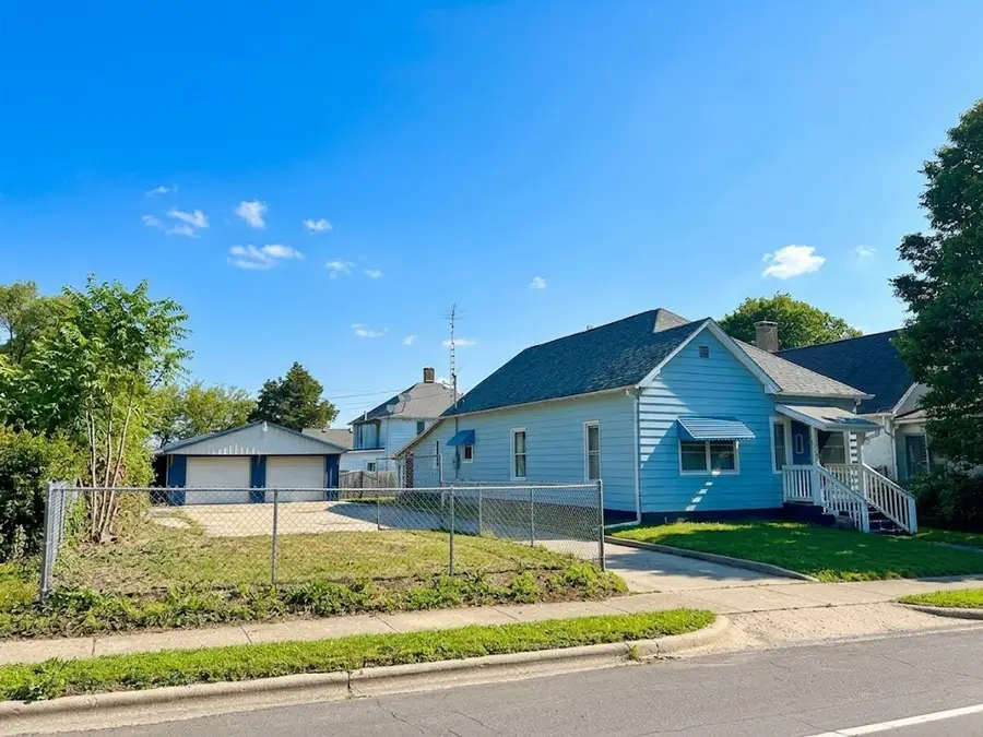 613 South Street, Danville, IL 61832 - #2