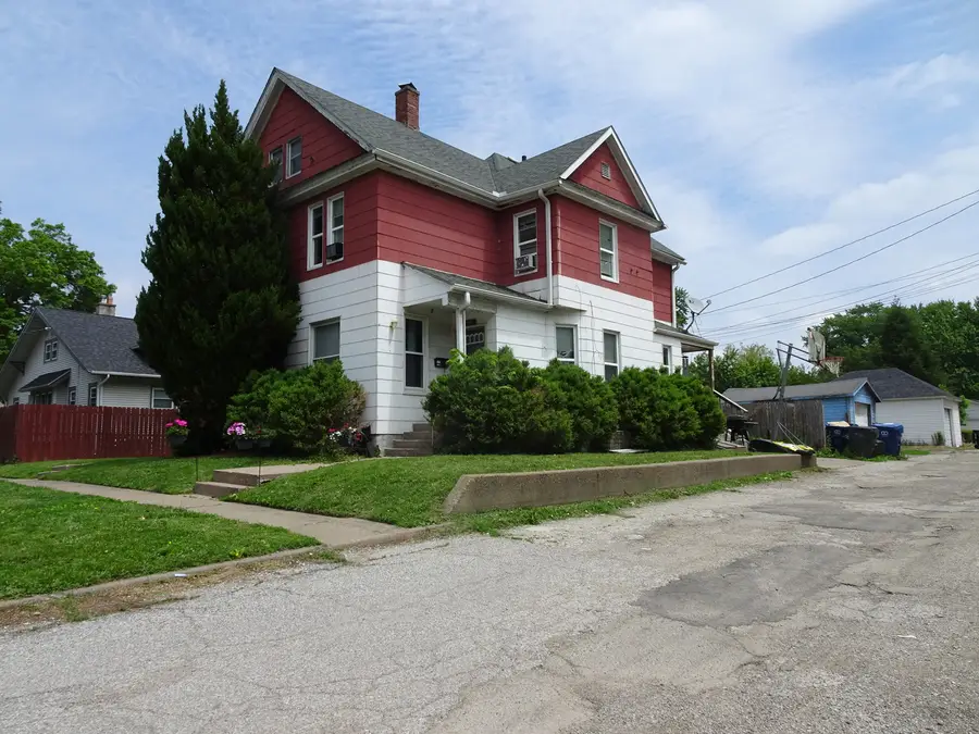 1619-1621 Gaines Street, Davenport, IA 52804 - #2