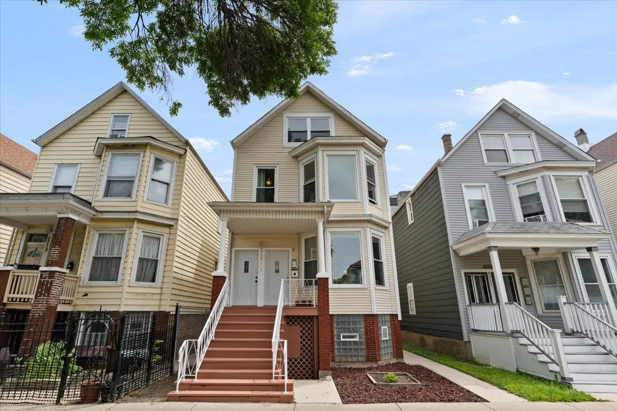2735 N Ridgeway Avenue, Chicago, IL 60647 - #1