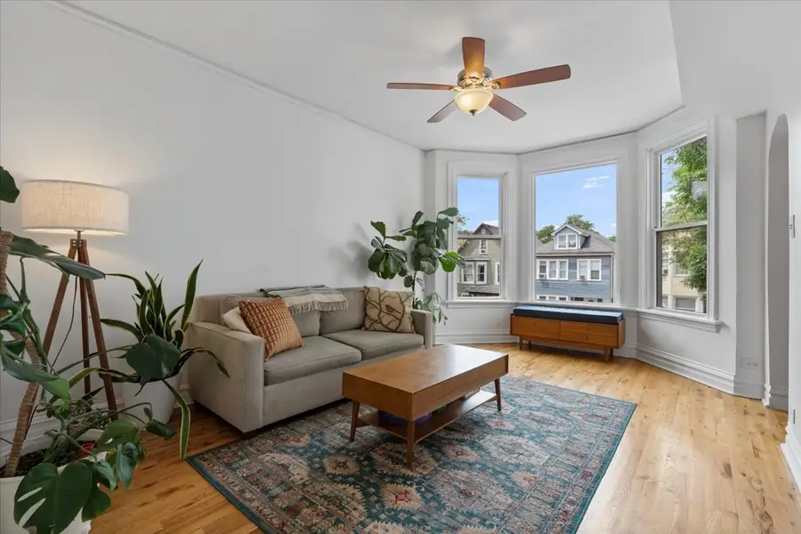 2735 N Ridgeway Avenue, Chicago, IL 60647 - #2