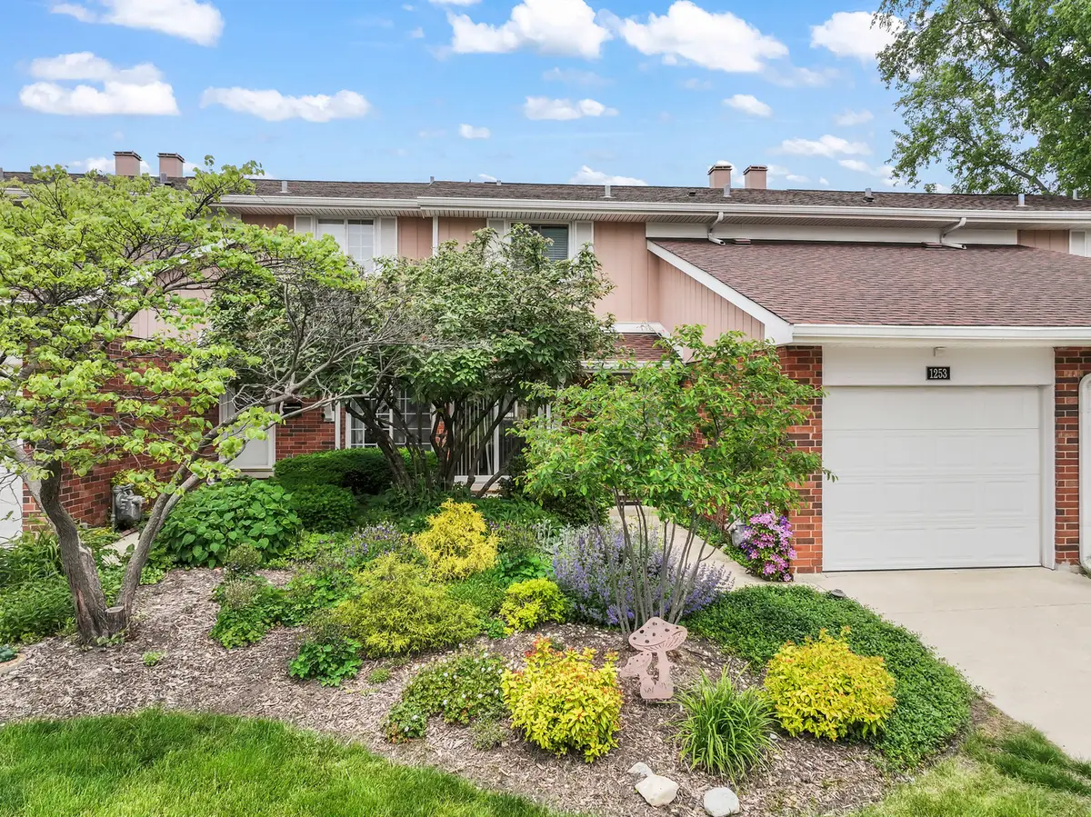 1253 Reading Court, Wheaton, IL 60189 - #1