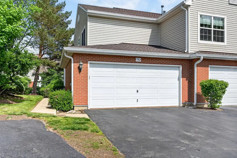 782 Old Checker Road, Buffalo Grove, IL 60089 - #2