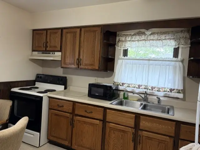 318 N 2nd Road, Tonica, IL 61370 - #3