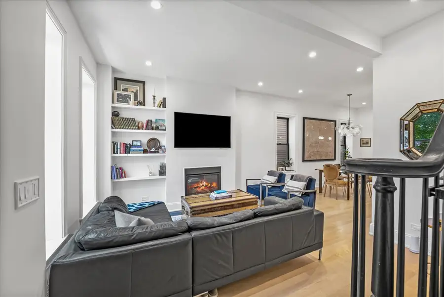 1428 N Bell Avenue, Chicago, IL 60622 - #3