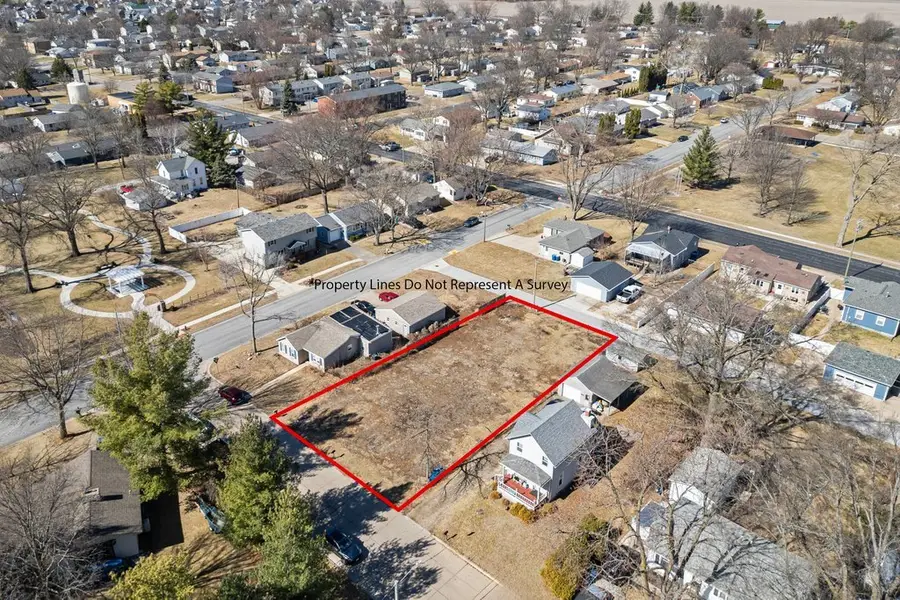 314 W Franklin Street, Eldridge, IA 52748 - #2