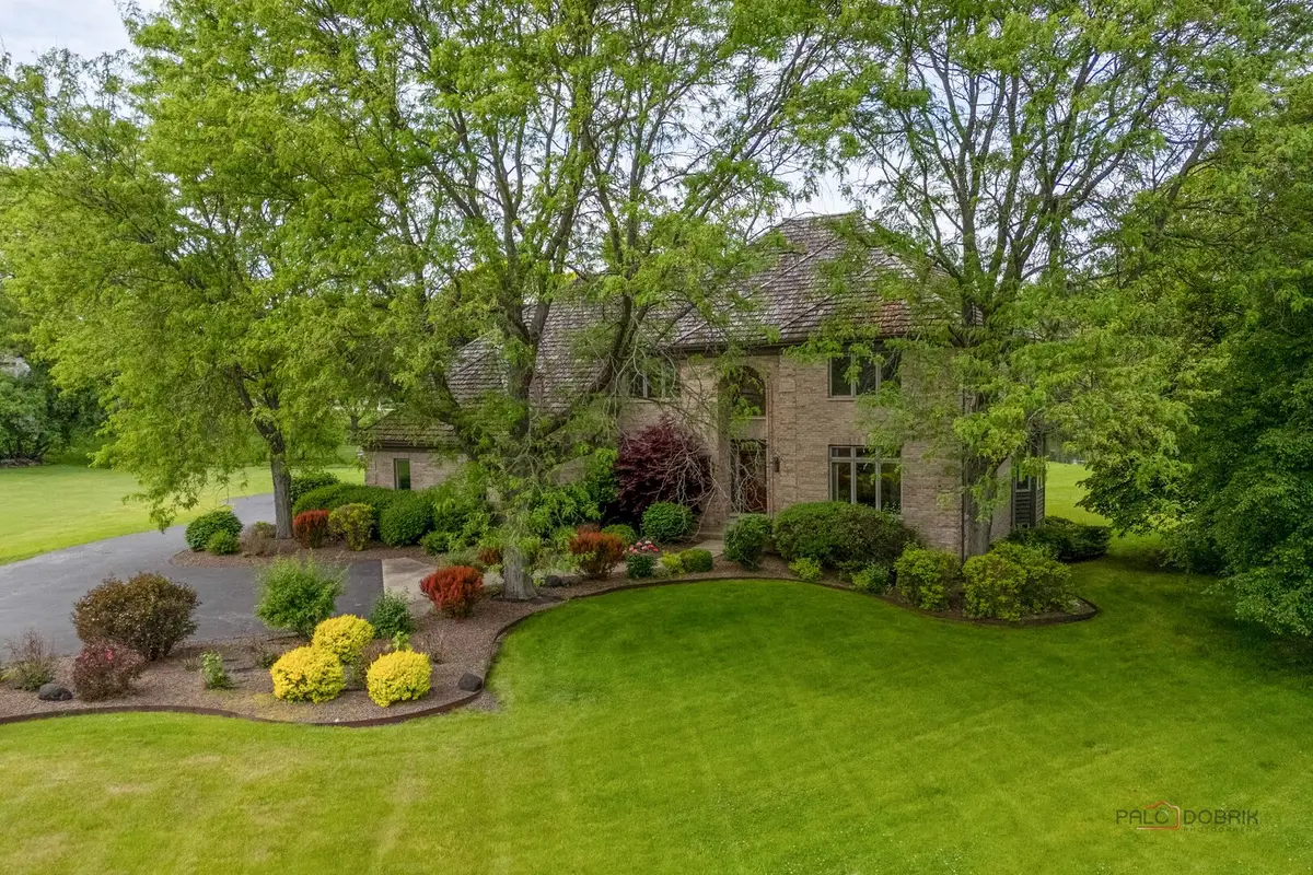 5420 Belmont Court, Libertyville, IL 60048 - #1