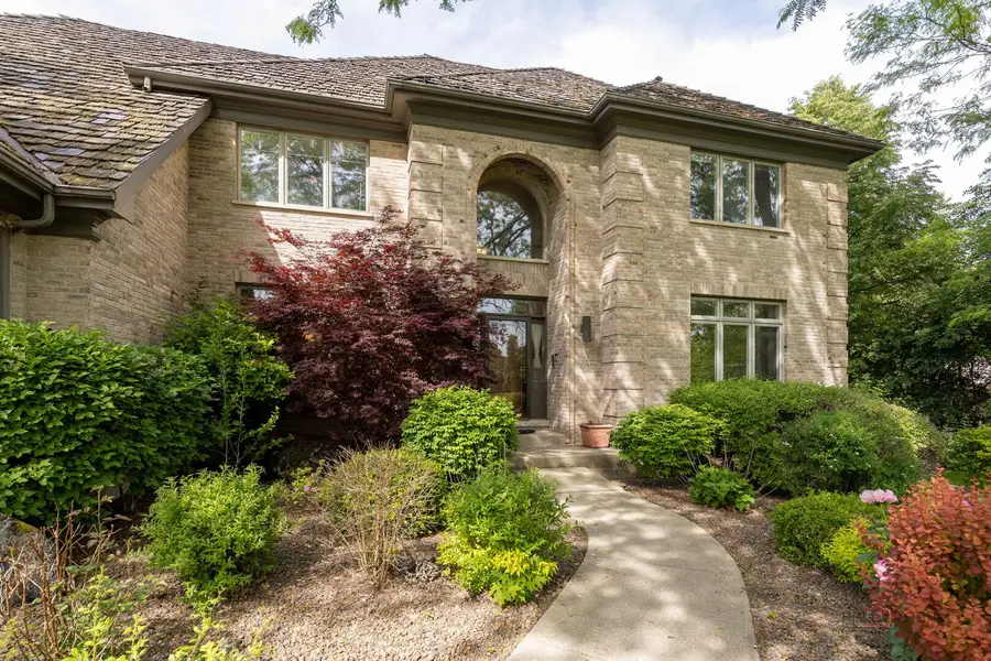 5420 Belmont Court, Libertyville, IL 60048 - #3