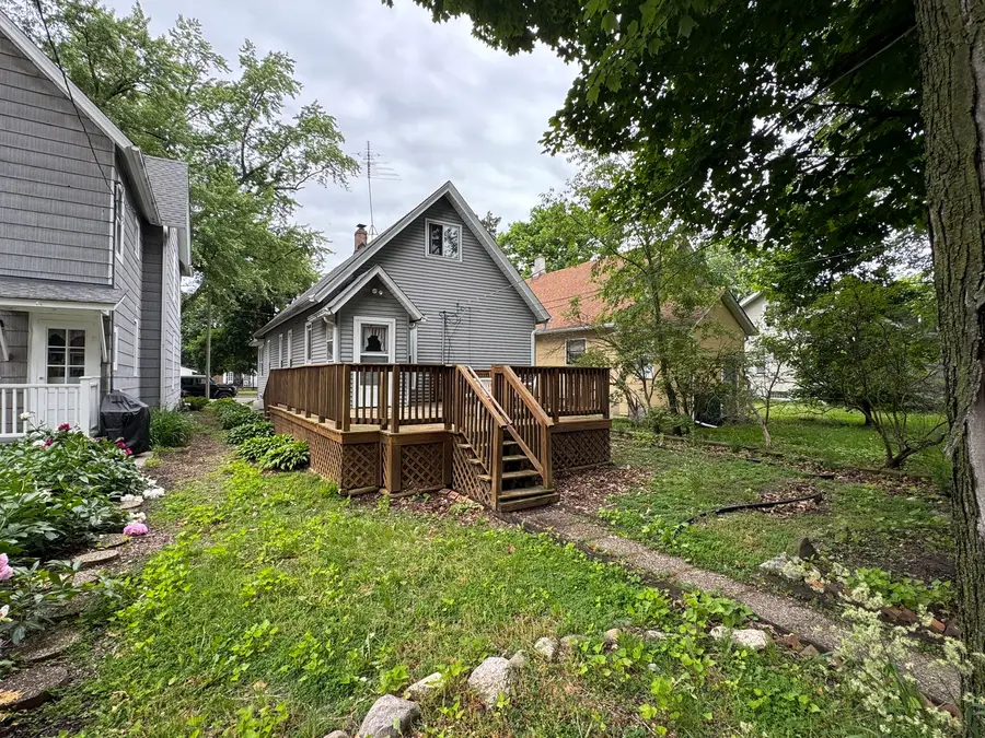 1019 Prospect Street, Elgin, IL 60120 - #3