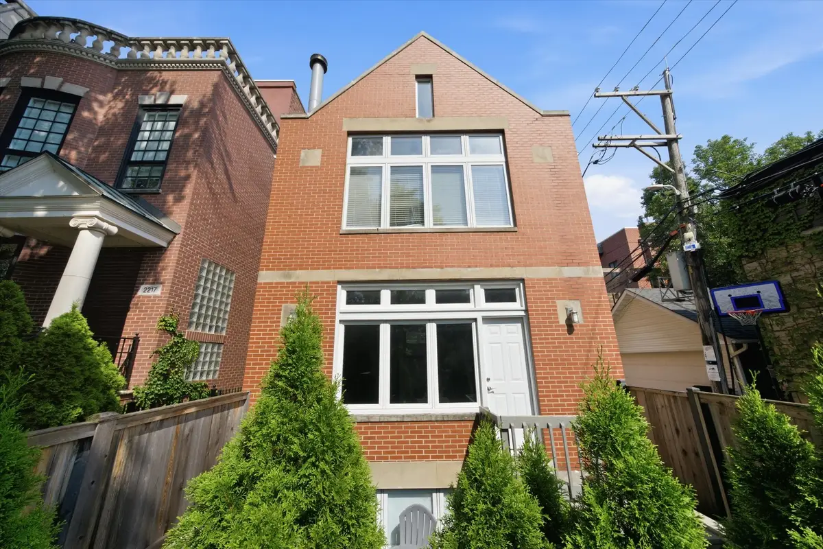 2215 N Wayne Avenue, Chicago, IL 60614 - #1