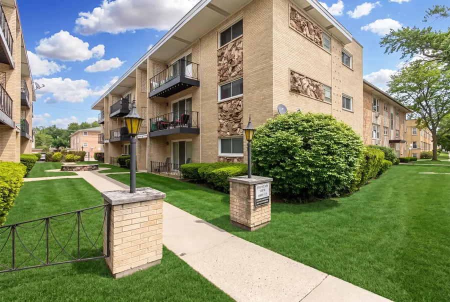 6811 N Olmsted Avenue #106, Chicago, IL 60631 - #3