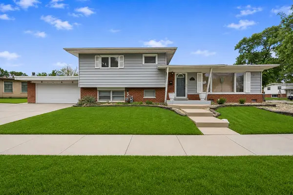 150 Terrace Drive, Chicago Heights, IL 60411