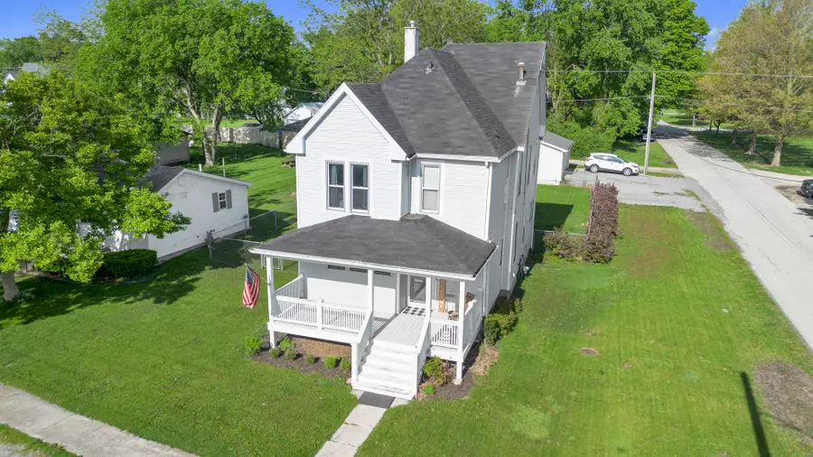 211 N Maple Street, Grant Park, IL 60940 - #2