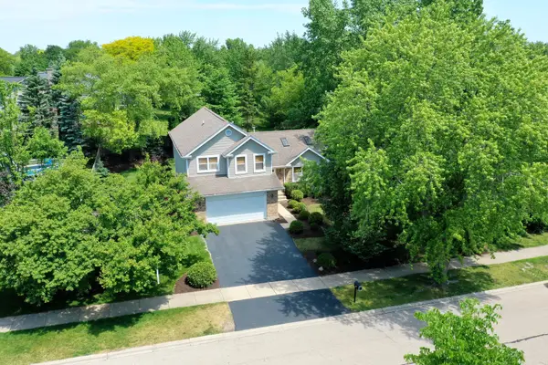 464 Farm Bridge Road, Lake Zurich, IL 60047