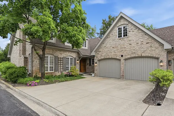 18 Tartan Ridge Road, Burr Ridge, IL 60527