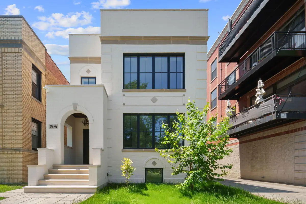 3936 N Claremont Avenue, Chicago, IL 60618 - #1