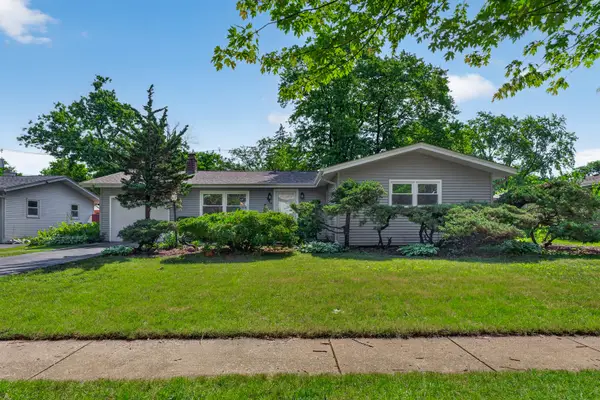 262 S 19th Street, St. Charles, IL 60174