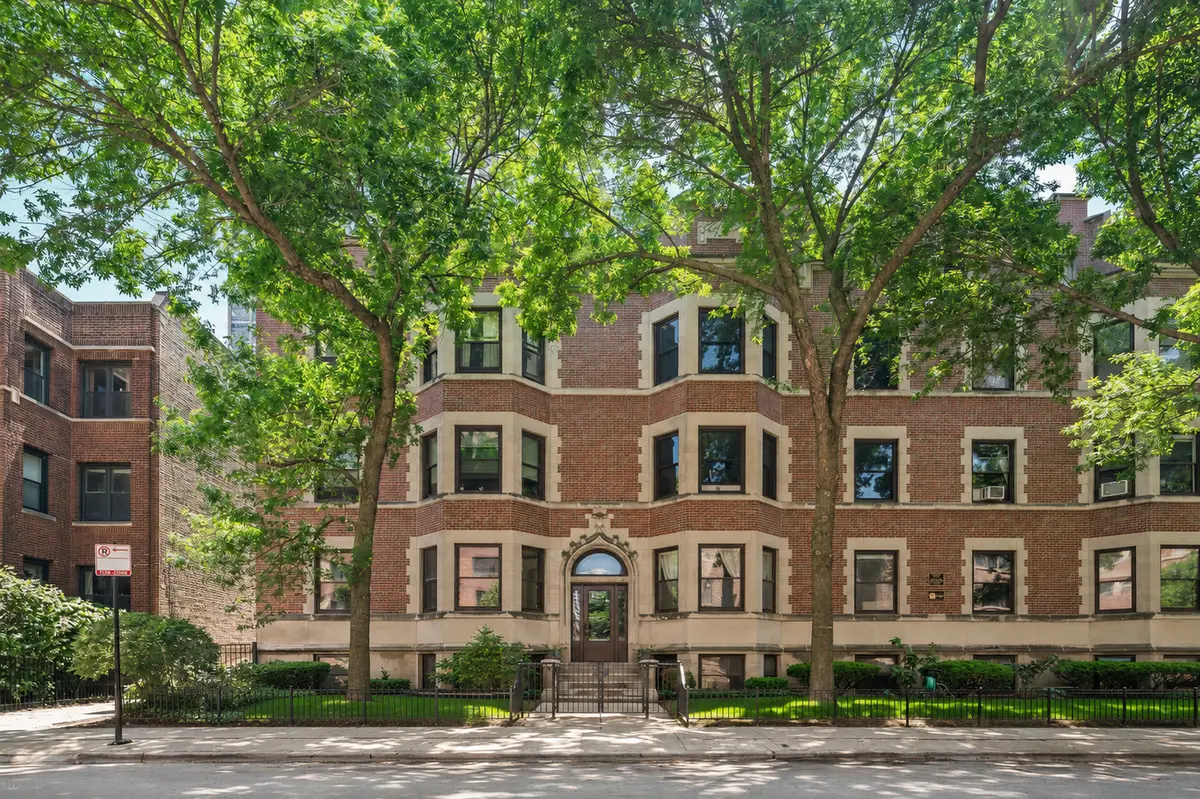 707 W Bittersweet Place #K1, Chicago, IL 60613 - #1