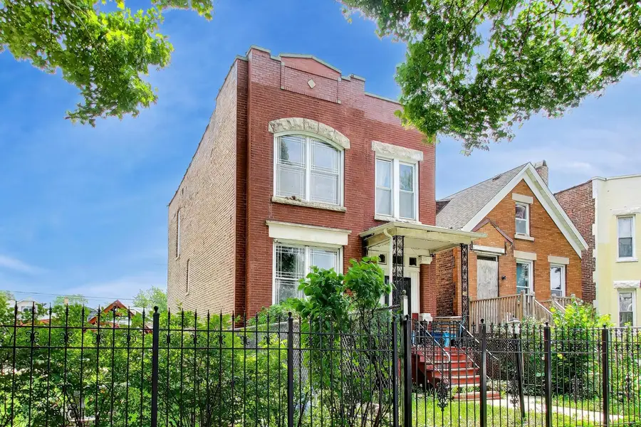 2835 S Millard Avenue, Chicago, IL 60623 - #3