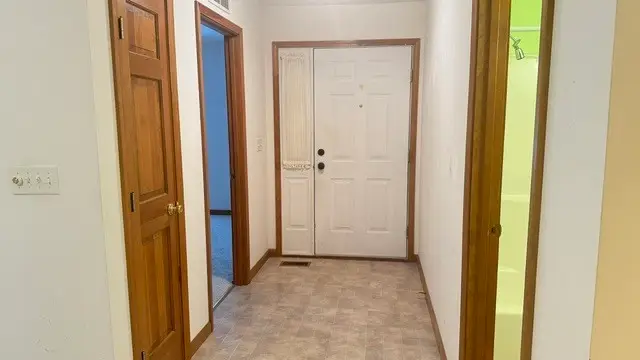 1047 Kleemann Drive #1047, Clinton, IL 61727 - #2