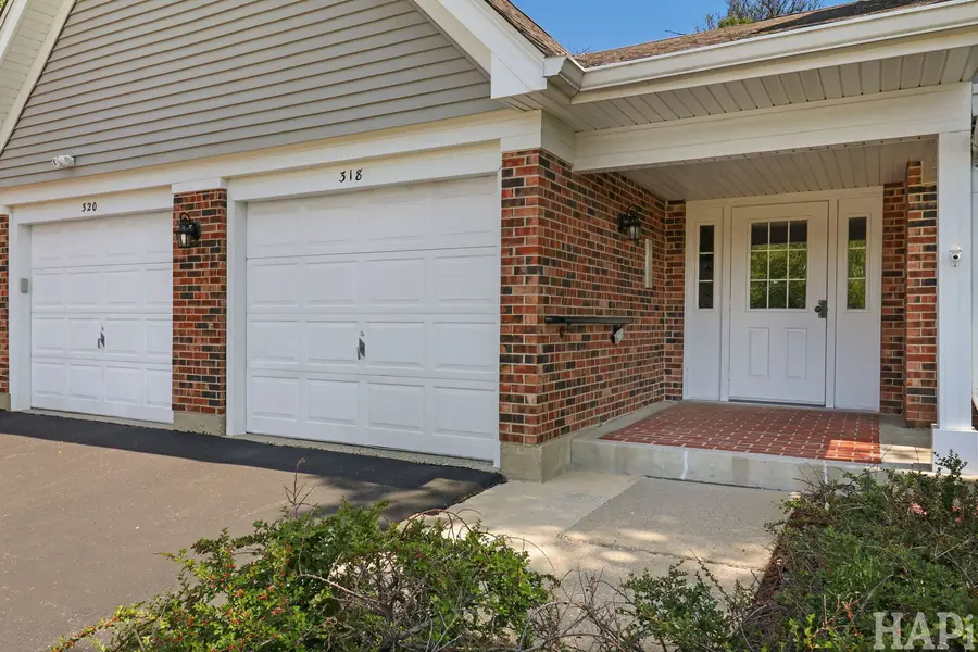 320 N Thornwood Drive #320, McHenry, IL 60050 - #2