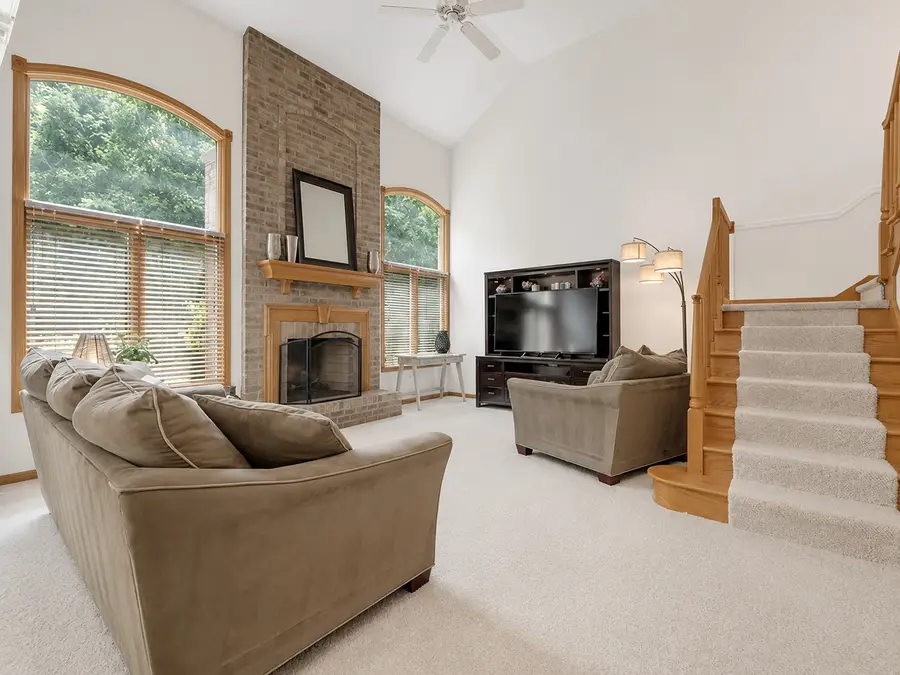 2255 Durand Drive, Downers Grove, IL 60515 - #2