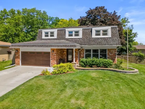 533 N Beck Road, Lindenhurst, IL 60046