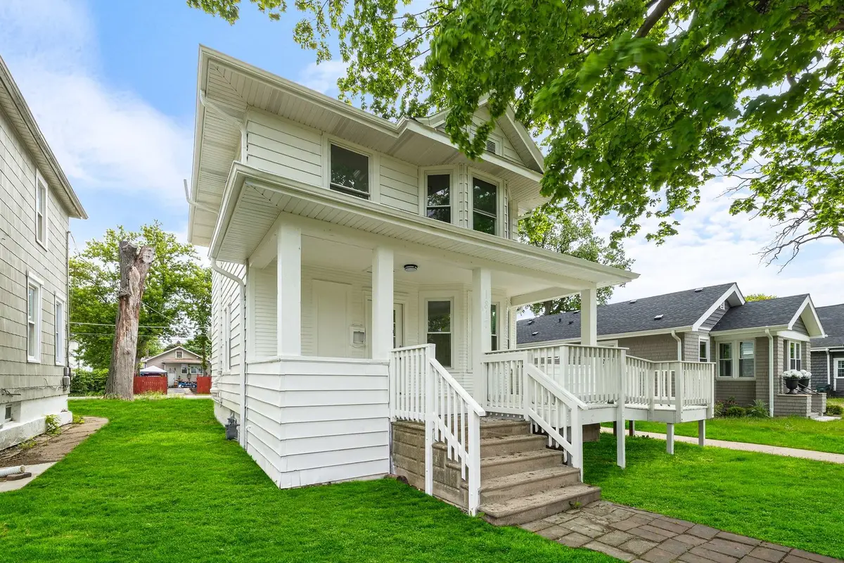 1817 Victoria Avenue, North Chicago, IL 60064 - #1