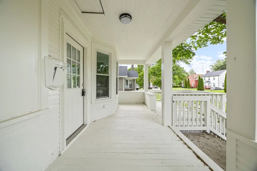 1817 Victoria Avenue, North Chicago, IL 60064 - #3
