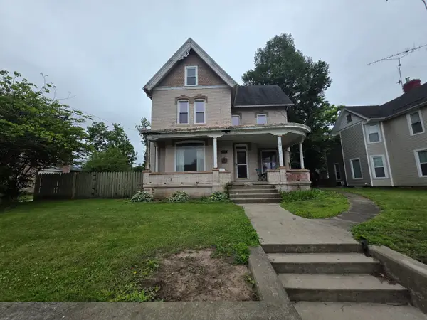 302 E Court Street, Paris, IL 61944