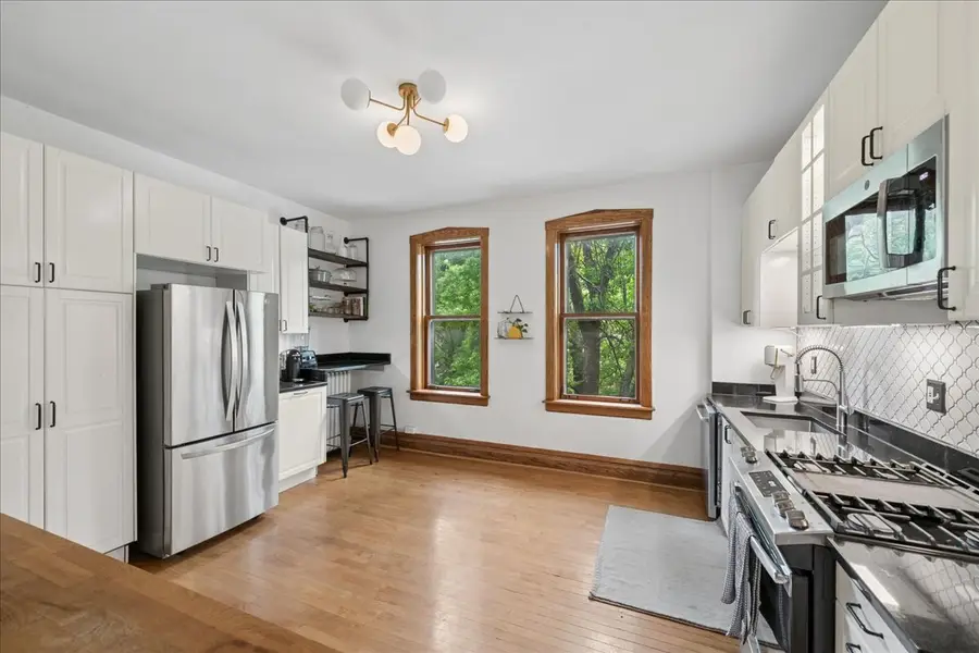 4258 N Winchester Avenue #2, Chicago, IL 60613 - #2