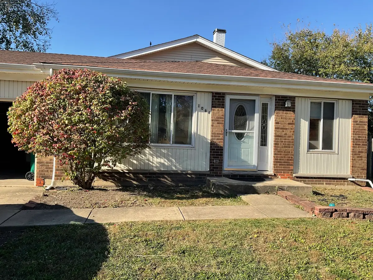 1066 Foxworth Boulevard, Lombard, IL 60148 - #1