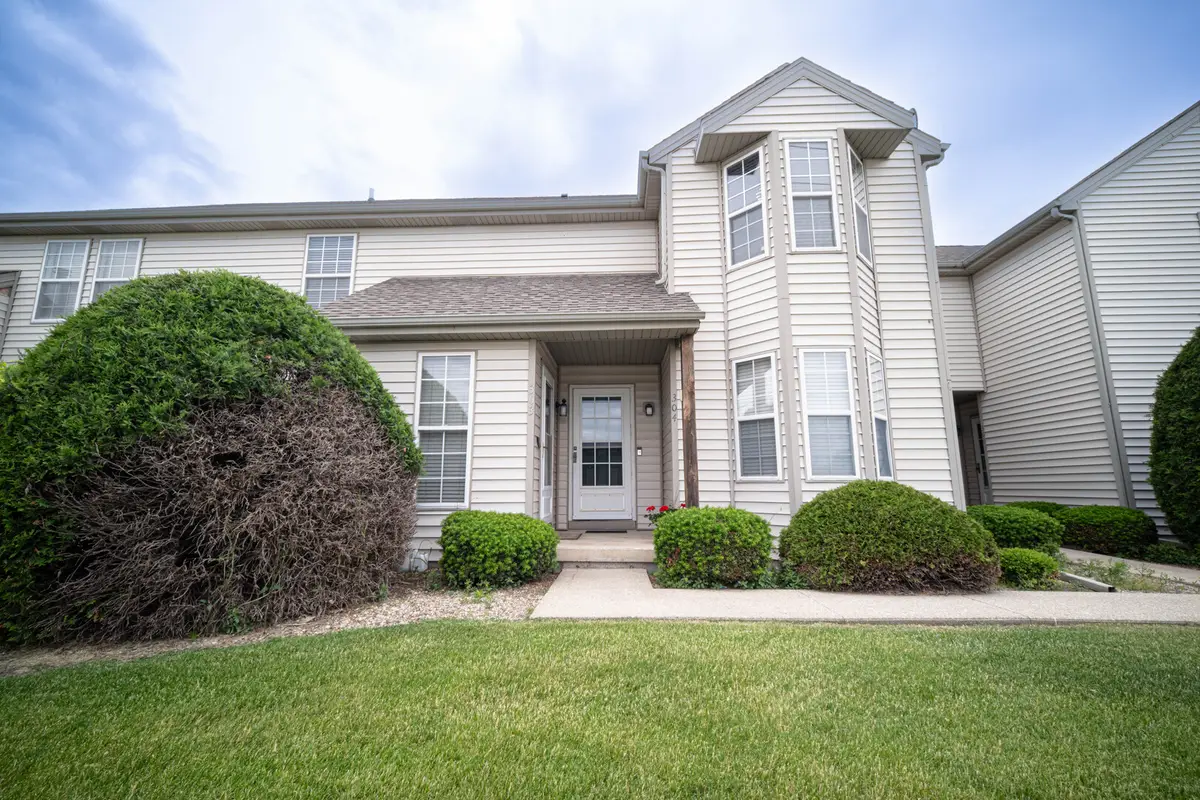 303 Chesterfield Court #303, Bourbonnais, IL 60914 - #1