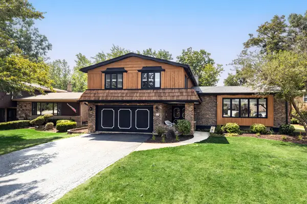 232 Sherwood Drive, Wood Dale, IL 60191